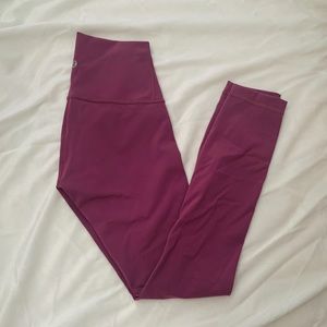 Lululemon athletica wunderunder 25”